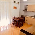 Brand New Central Apartments - Beachfront